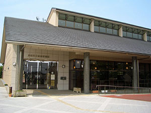 浜松市立雄踏図書館の外観