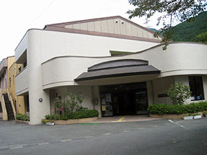 浜松市立龍山図書館の外観