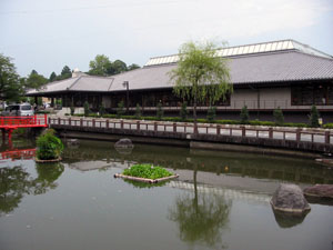 掛川市立中央図書館の外観