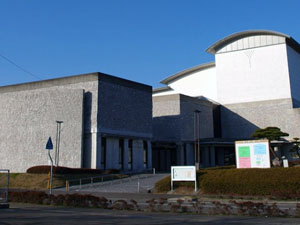 高知市立春野市民図書館の外観