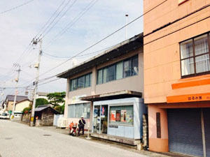 香美市立図書館の外観